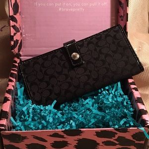 COPY - Slim Coach Signature Wallet